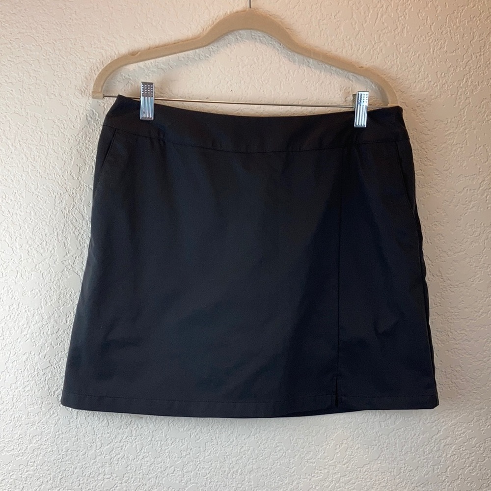 *Adidas Black ClimaCool Golf Tennis Activewear Size 6 Skorts A146